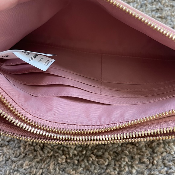 COPY - Pink Velvet Lululemon Wristlet - Picture 4 of 5